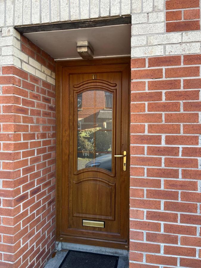 11 Parkmore Street, Ormeau Road, Belfast, Bt7 2Gt, 2 Bedroom House Zewnętrze zdjęcie